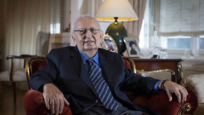 Eski TBMM Başkanı Hüsamettin Cindoruk hayatını kaybetti