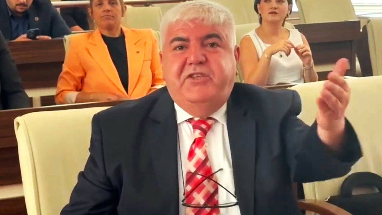 AKP'li belediye başkanına 'sınırsız yetki' yargıdan döndü!