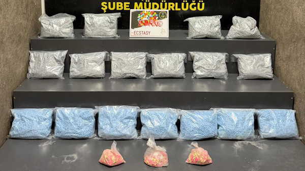 İzmir'de uyuşturucu operasyonu: 1 tutuklama