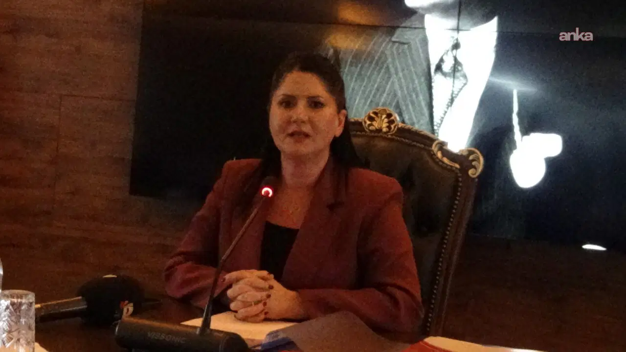 Edirne Belediye Başkanı Gencan: "Vergi borçlarını kapatmış bir Edirne Belediyesi var artık"