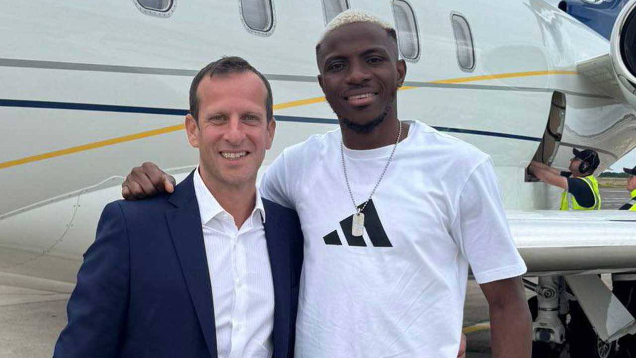 Victor Osimhen, Galatasaray için İstanbul'da!