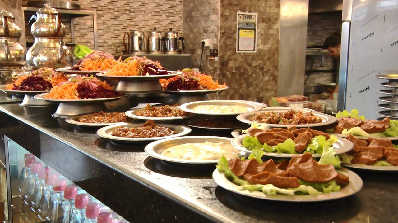 İçerik ve kalori yazmak zorunlu oldu... Gıda etiketlerinde yeni dönem: ‘Doğal’ yazmak artık o kadar kolay değil!