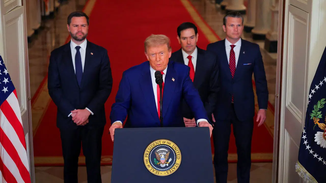 Trump yönetiminde İran çatlağı: Savaş riski siyasi tartışma yarattı