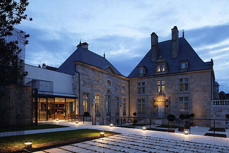 Louvre soygunundan bir gün sonra Fransa’da ikinci müze hırsızlığı