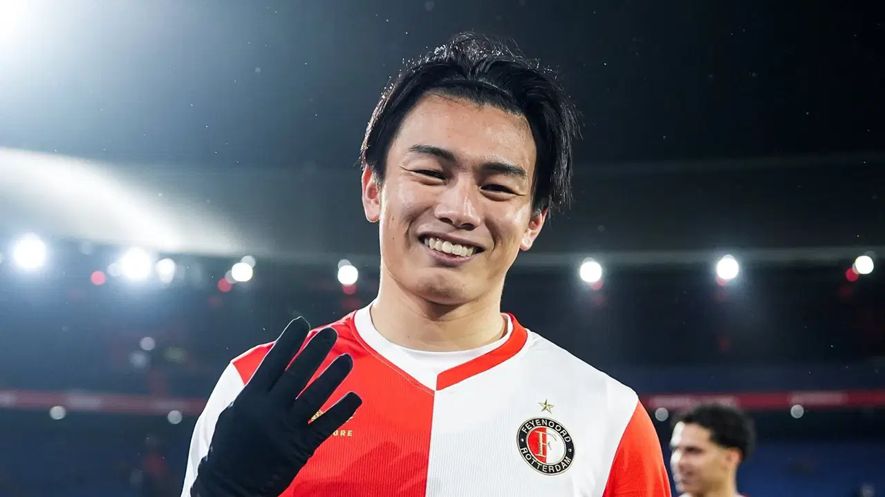 Ueda 4 gol attı, Feyenoord farklı kazandı!