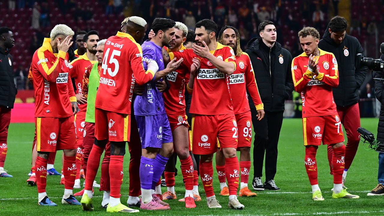 Victor Osimhen'den Günay Güvenç paylaşımı!