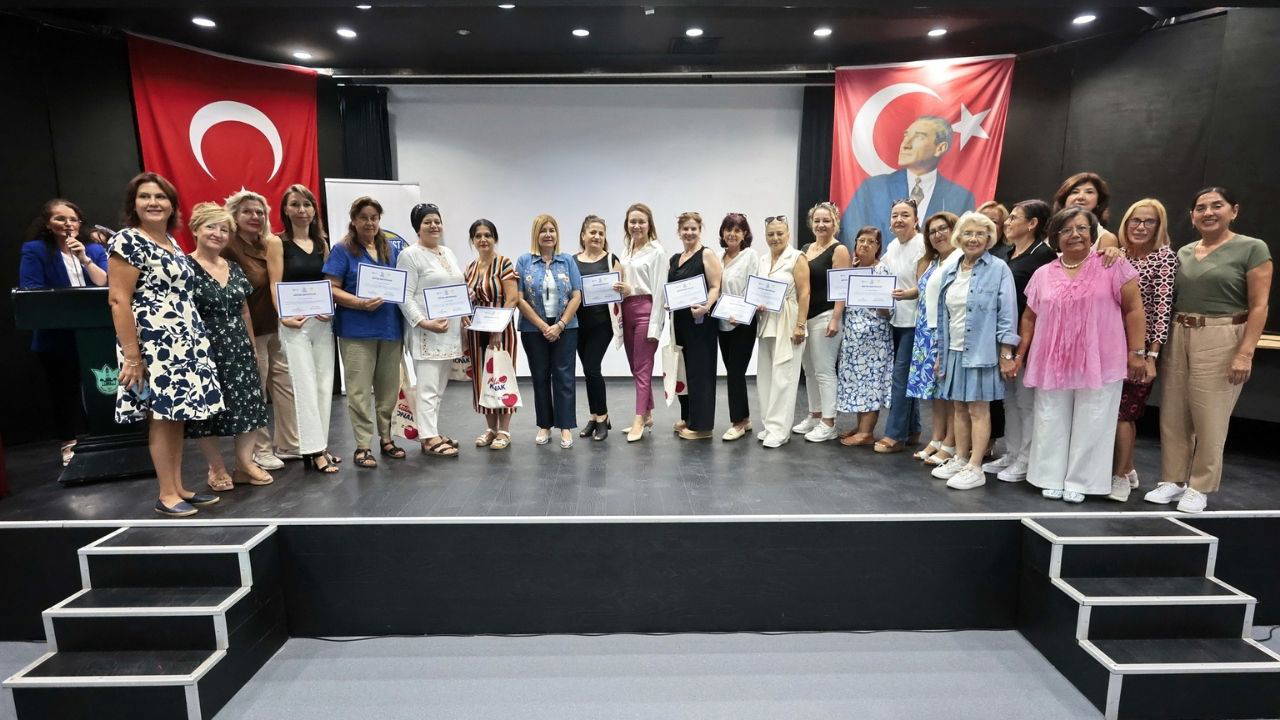 Konak’ın kadın muhtarları Yeşil Lider oldu