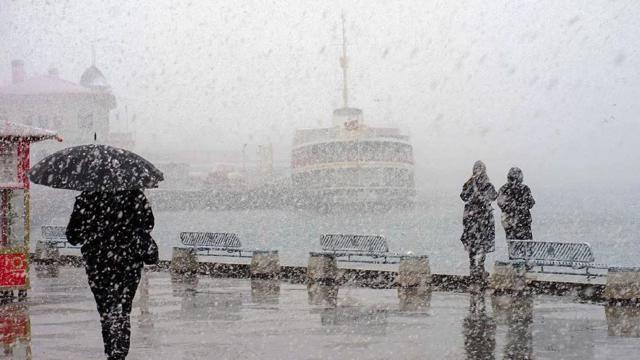 AKOM tarih verdi... İstanbul'a kar yeniden geliyor!