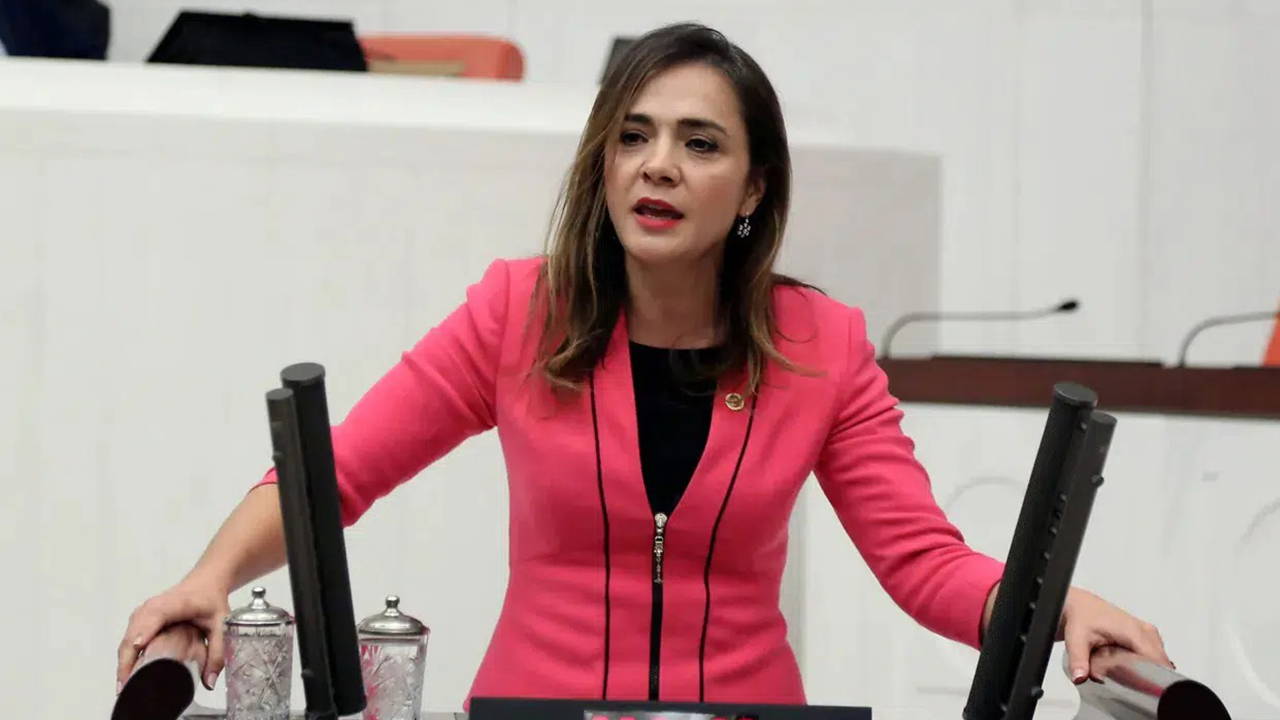 CHP'li Gamze Akkuş İlgezdi, trafik kazası geçirdi