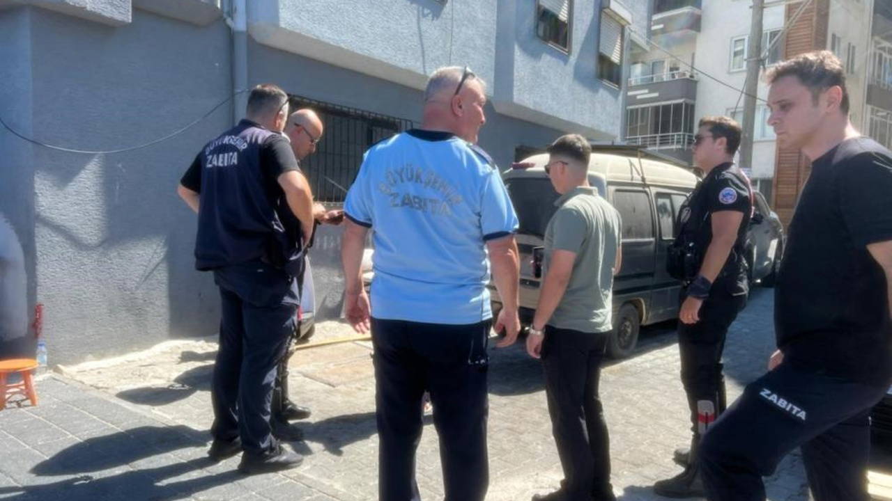 Seyyar satıcı denetiminde arbede: Zabıta memuru yaralandı