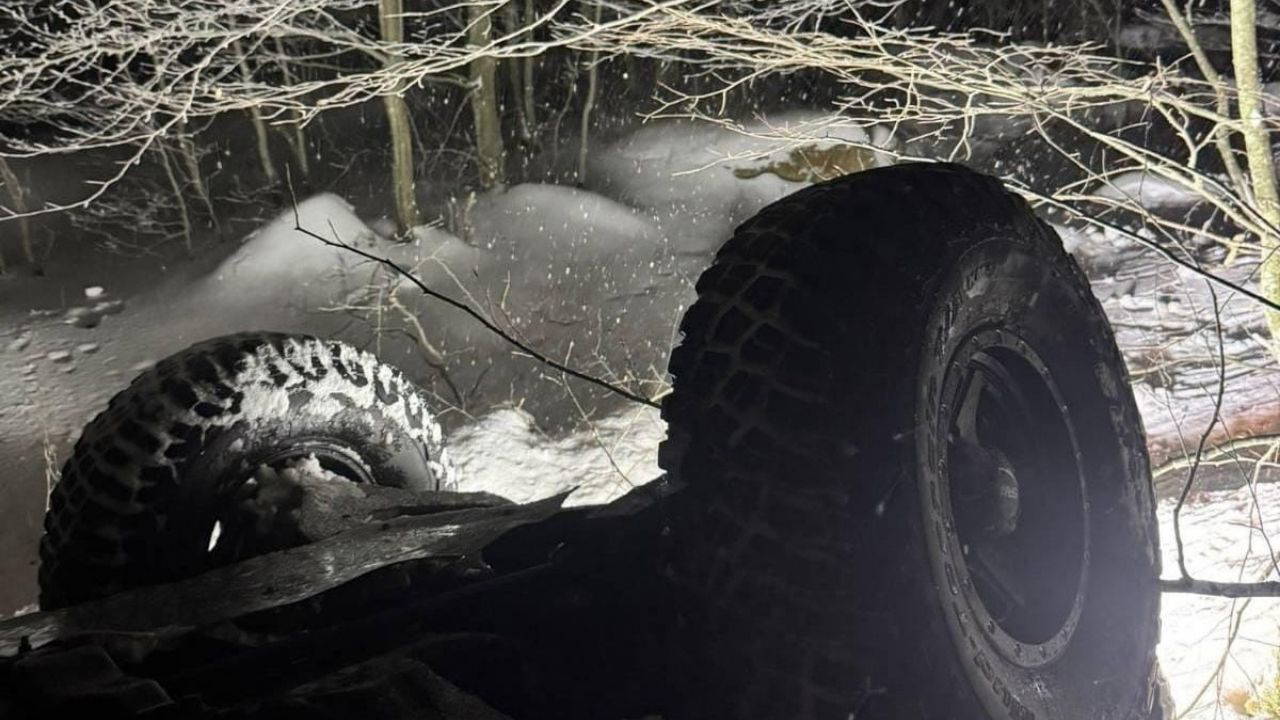 Kar yağışı kazaya neden oldu, İnegöl’de cip uçuruma yuvarlandı: 5 yaralı