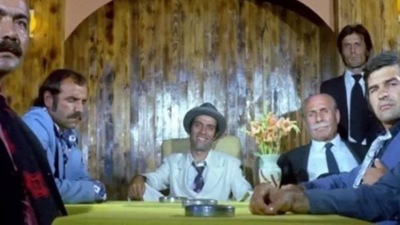 Sahte Kabadayı filminin konusu ne? Sahte Kabadayı oyuncuları kim?