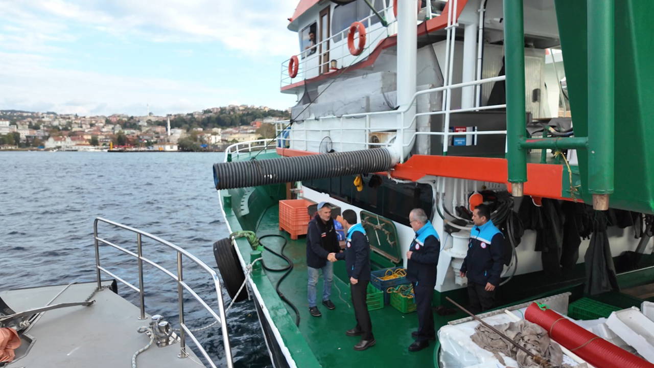 Boğaz girişindeki gırgır görüntüsü tepki çekti