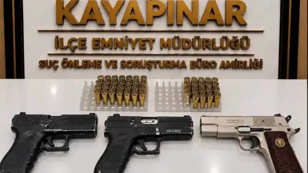 Firari şüphelilere operasyon: Silah, kimlik ve SIM kartlar ele geçirildi