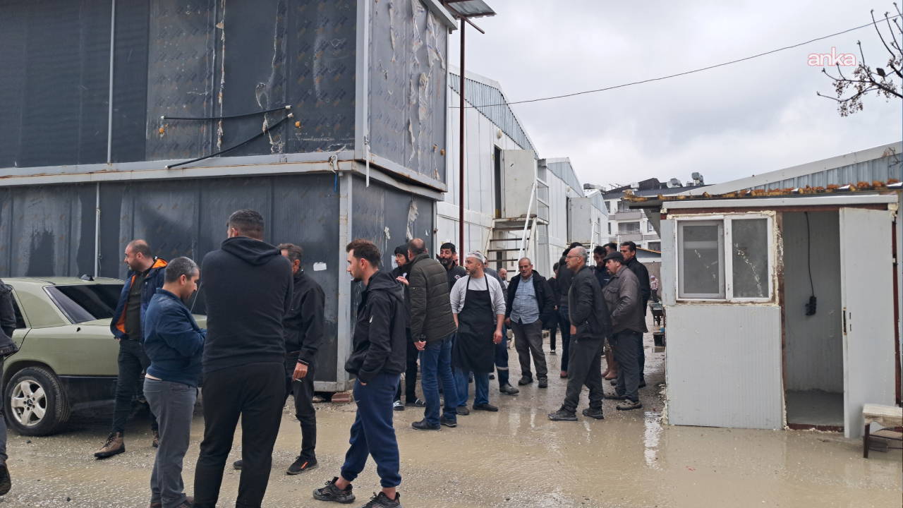 Hatay’da TOKİ işçileri eylem yaptı: '150’den fazla işçi üç aydır maaş alamıyor, yabancı işçiler sınır dışı edilmekle tehdit ediliyor'