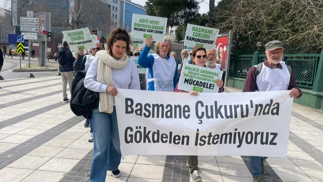İzmir Büyükşehir Belediyesi'ne 'Basmane Çukuru' çağrısı