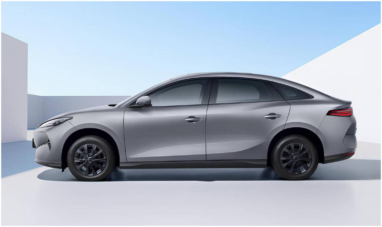 BYD'nin yeni modeli e7 560 bin TL'ye satışa sunuldu!
