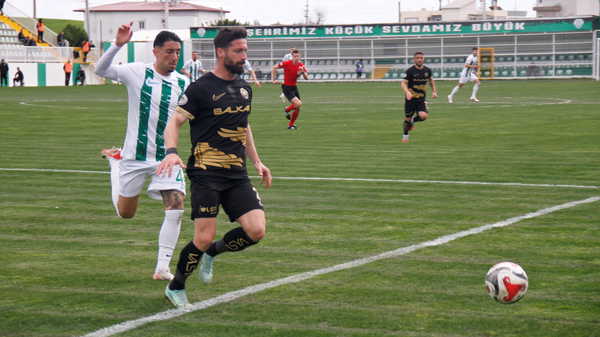 Çorum FK deplasmanda üç puanı kaptı!