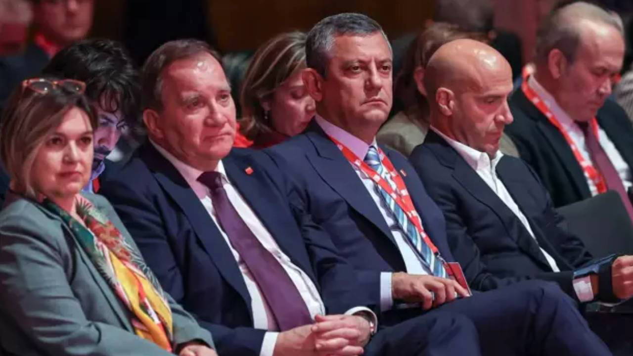 Avrupa Sosyalist Partisi kongresine katılan Özgür Özel: "Adalet ve demokrasi için mücadeleye devam edeceğiz”