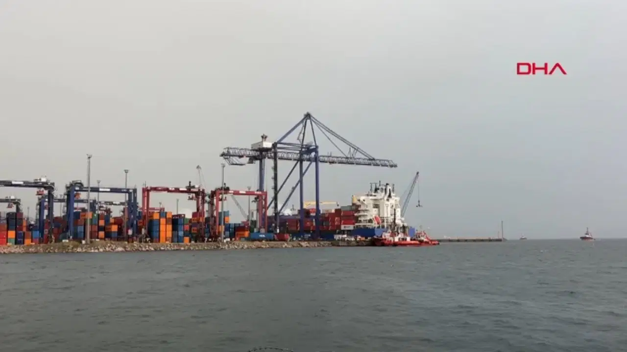 Son dakika... Kocaeli'de balıkçı teknesi alabora oldu