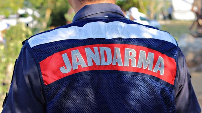 Jandarma personeli 'uyuşturucu' operasyonunda gözaltına alındı