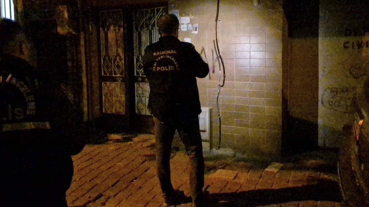 Apartmandan sarkan kablo 7 yaşındaki çocuğu ağır yaraladı