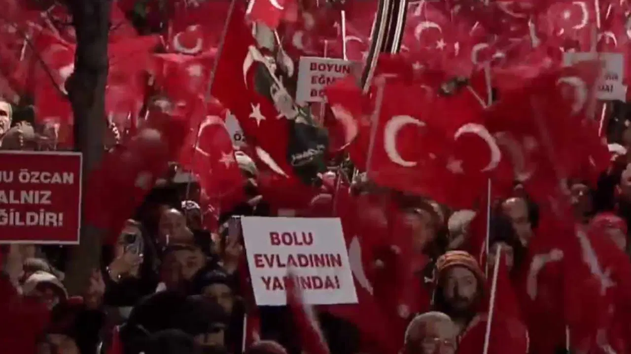 Bolu'da ‘Millet İradesine Sahip Çıkıyor’ mitingi: Tanju Özcan için büyük buluşma