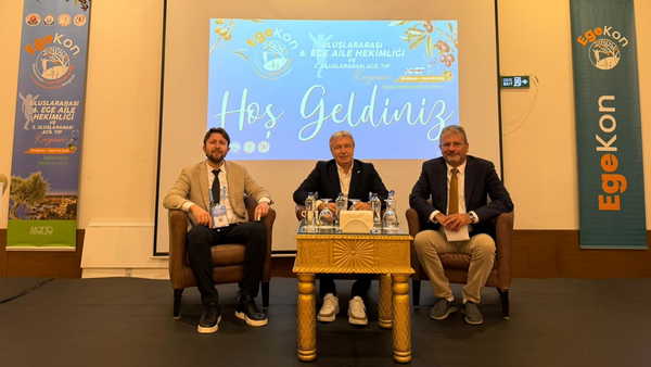 Antalya’da aile hekimliği masaya yatırıldı: Giderek değersizleştirilen aile hekimliği alarm veriyor