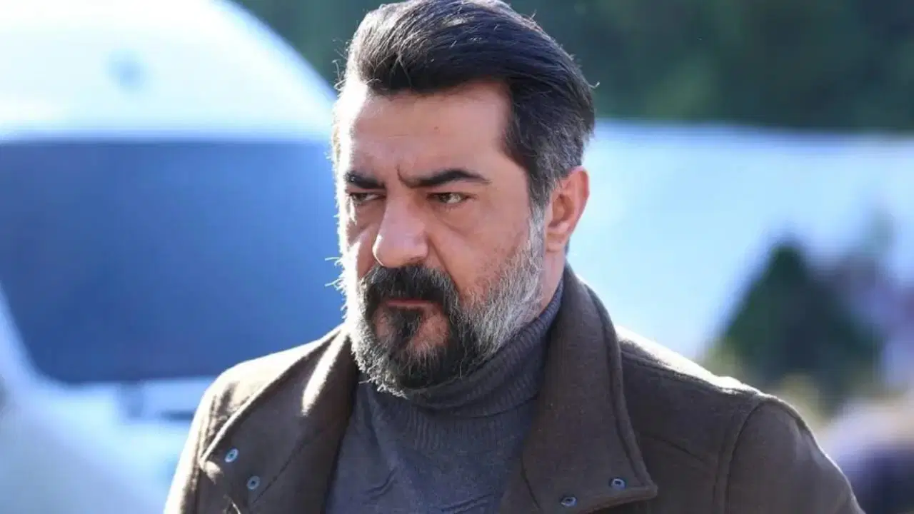 Ünlü oyuncu kaza geçirdi... Kazaya ait görüntüler ortaya çıktı!