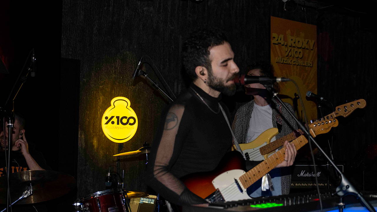 Bu yıl 25. kez düzenlenecek Roxy Müzik Günleri’ni Taner Öngür ve Cem Selcen’le konuştuk: ‘Zamanın ruhu sahnede belirir’