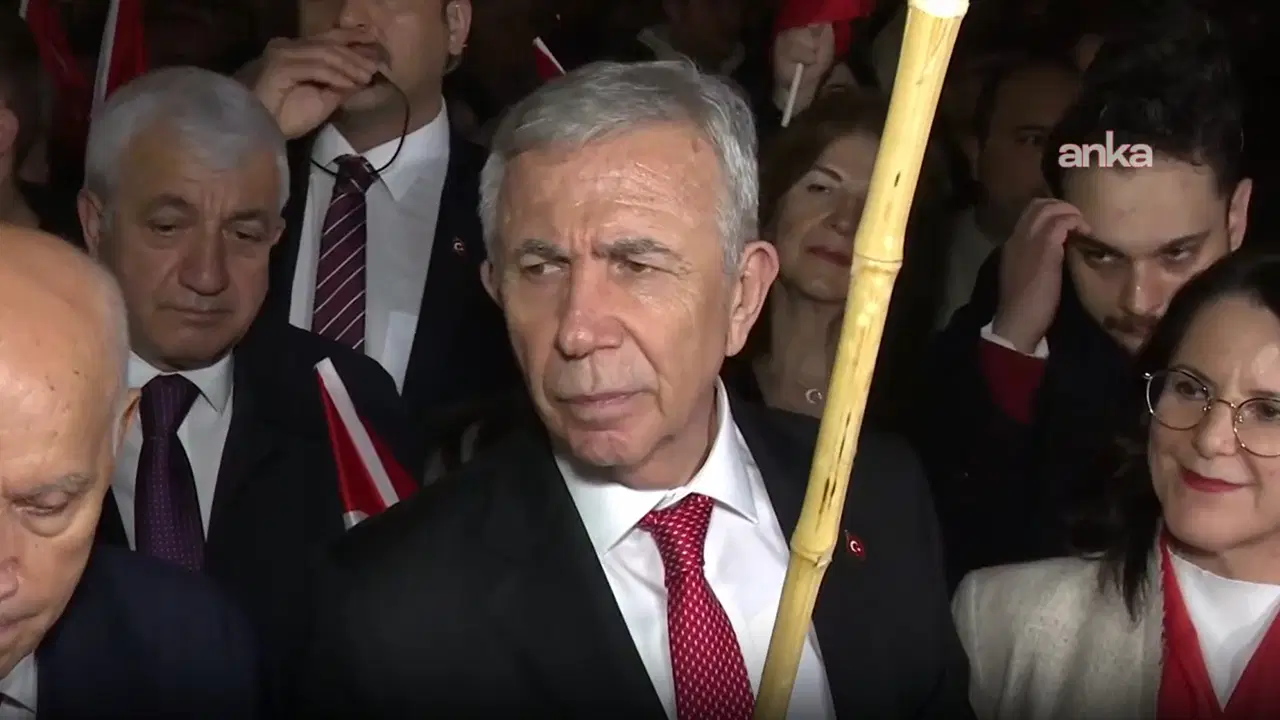 Mansur Yavaş'tan 'Murat Kurum' sorusuna yanıt: 'Suimisaller, misal olmaz'