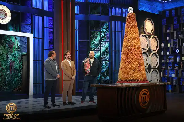 MasterChef All Star Altın Kupa'da dokunulmazlık oyunu kim kazandı? 8 Aralık Pazartesi günü MasterChef All Star Altın Kupa'da eleme adayı kim oldu?