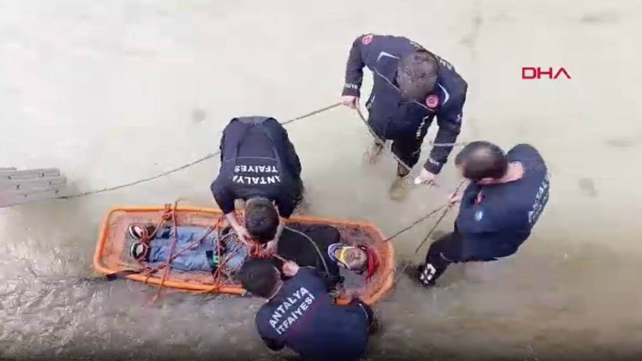 Alanya'da çaya düşen erkek yaralandı
