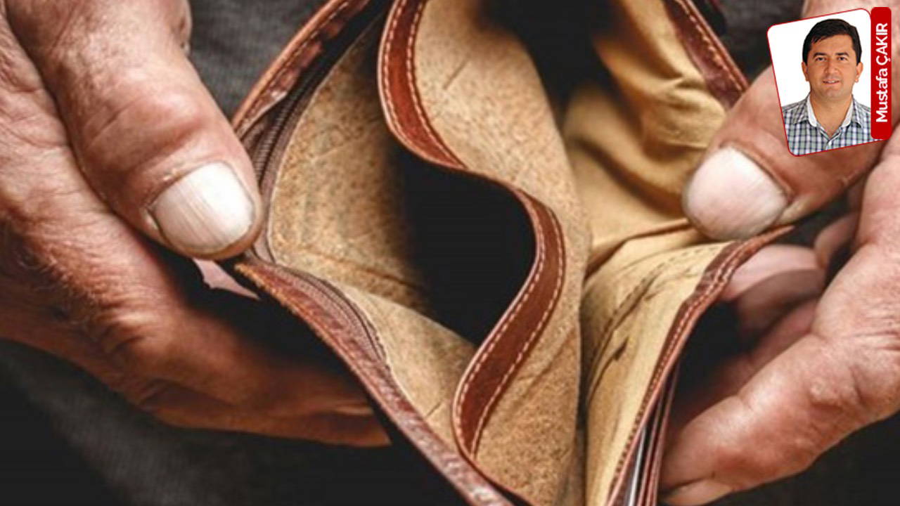 İktidar, emekçinin eline geçen maaş ve ücretlerin düştüğünü kabul etti: Erimeyi itiraf ettiler