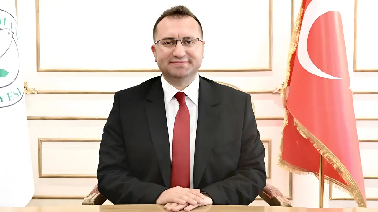 Tutuklu Gaziosmanpaşa Belediye Başkanı Hakan Bahçetepe'den bayram mesajı