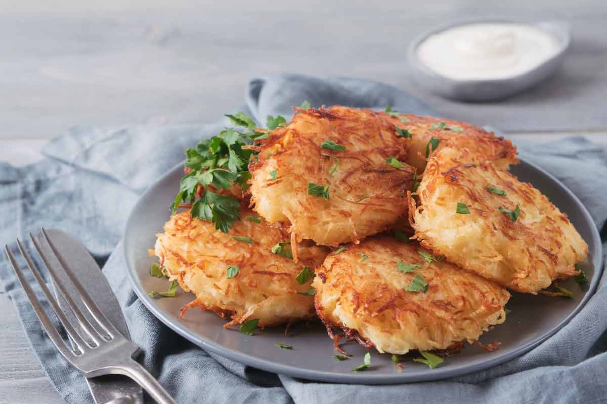 Dışı çıtır, içi yumuşacık enfes lezzet: Patatesli mücver tarifi