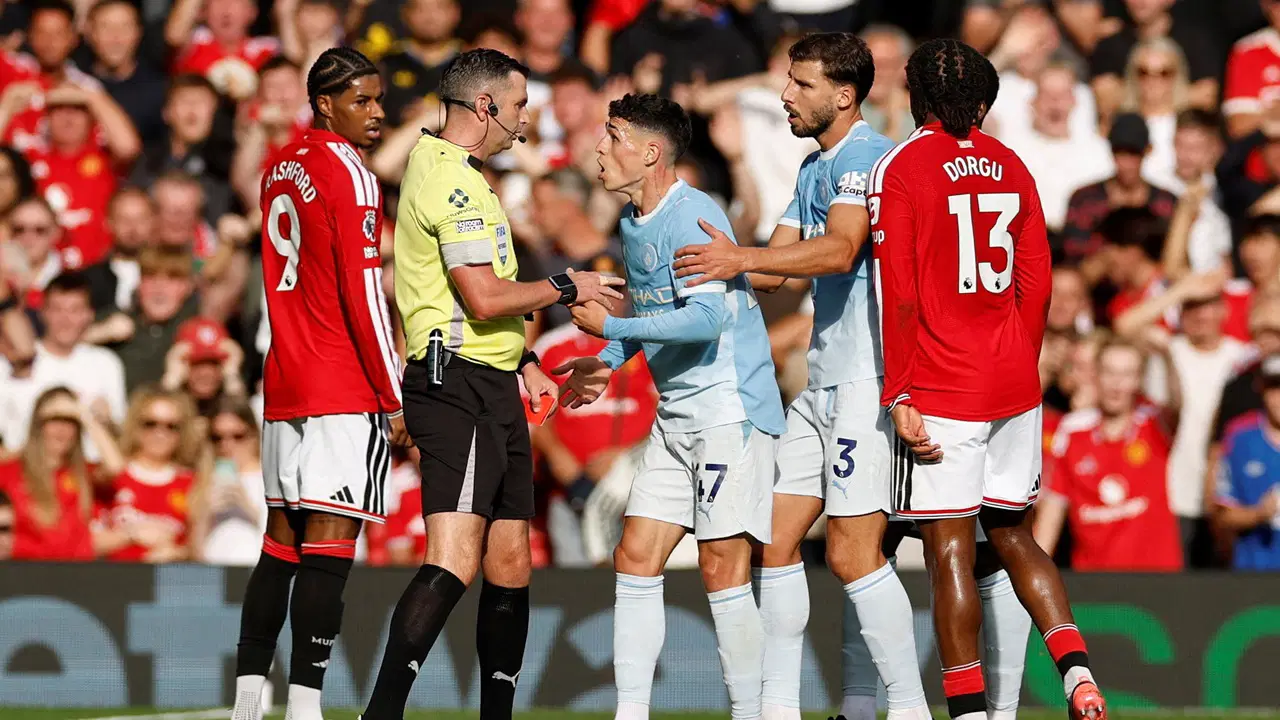 İngiltere Hakem Kurulu resmen açıkladı: Manchester derbisinde VAR hatası kabul edildi