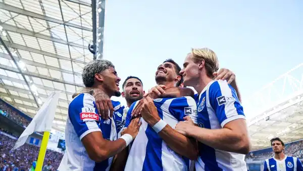 Porto, Alverca karşısında 2 golle güldü