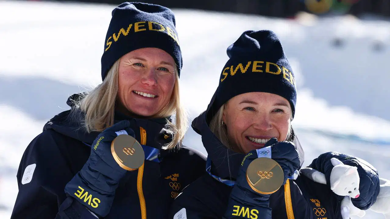 Kayaklı koşu kadınlar takım sprintte altın madalya İsveç’in!