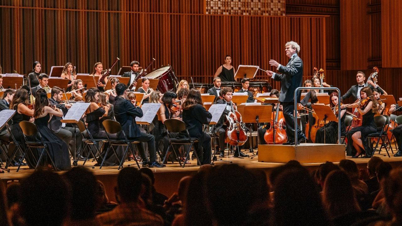 Türkiye Gençlik Filarmoni Orkestrası, 20. yılını 10 konserlik turneyle kutlayacak