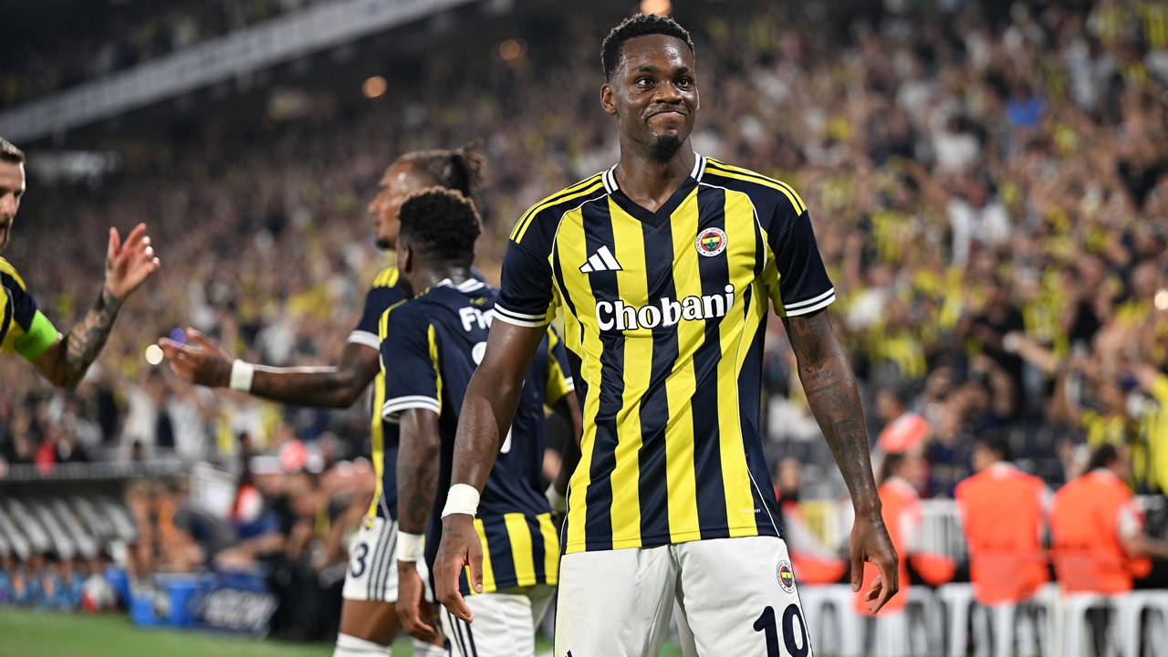 Gençlerbirliği maçı öncesi... Jhon Duran'dan Fenerbahçe'ye kötü haber!