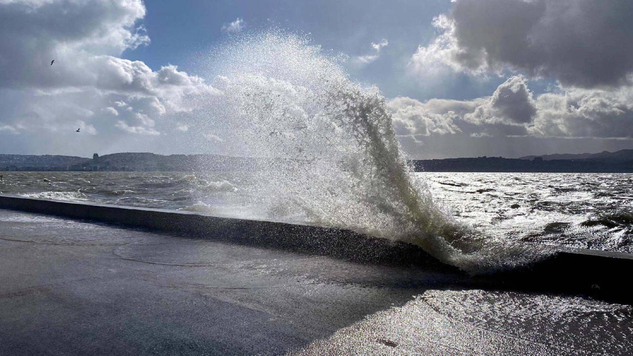 'Fırtına' alarmı... Meteoroloji saat verdi, ulaşım için uyarı yaptı!