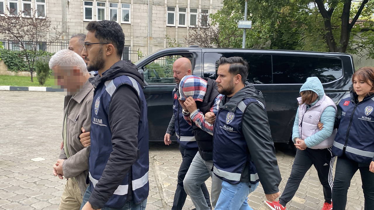 'Tefecilik' ve 'silah ticareti' operasyonu: 3 gözaltı