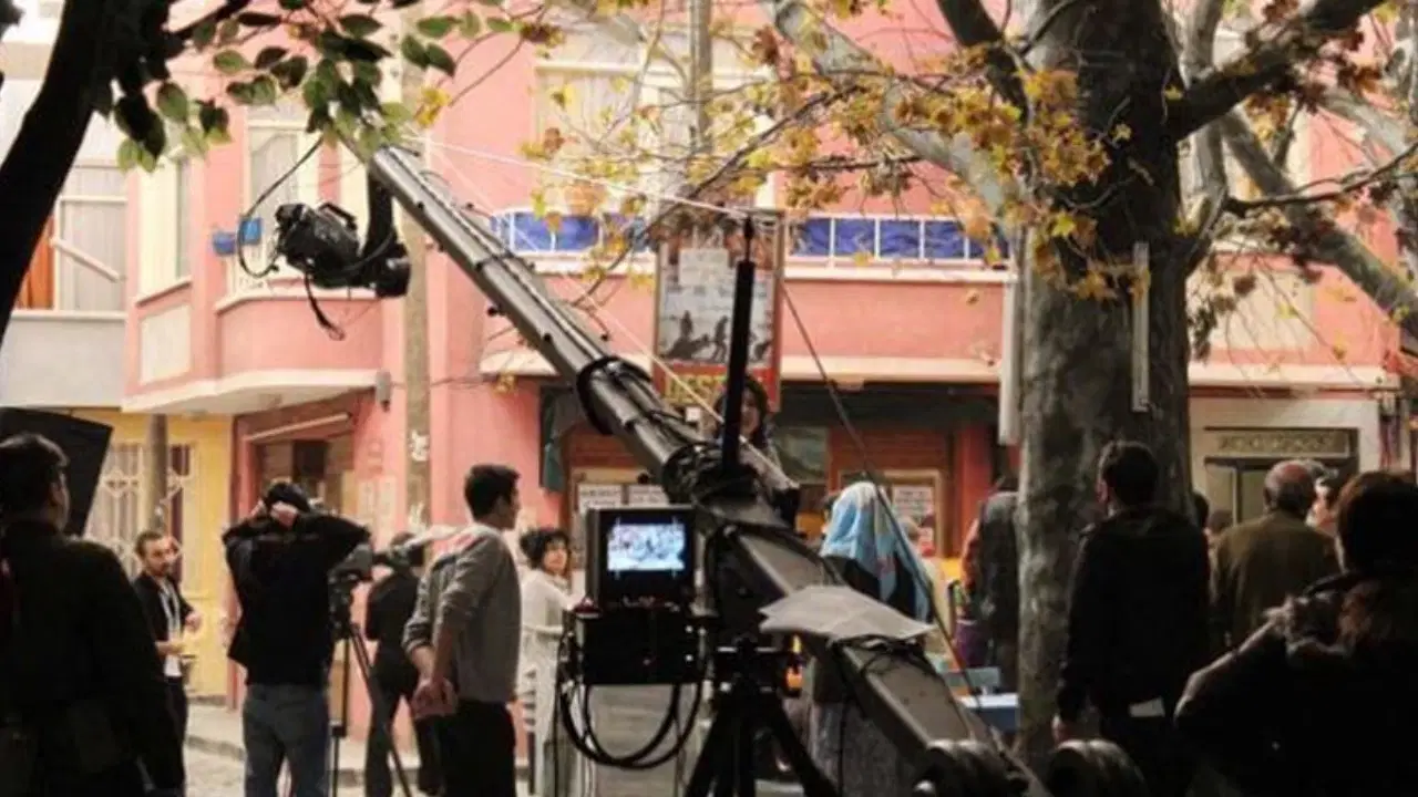 İstanbul’da sinema ve dizi çekimleri için yeni dönem: Trafik ve nüfus yoğunluğu dikkate alınacak