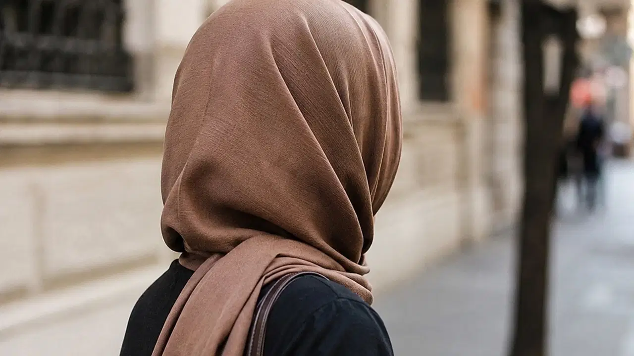 Konya'da başörtülü kadına saldırı iddiası: Şüpheli tutuklandı