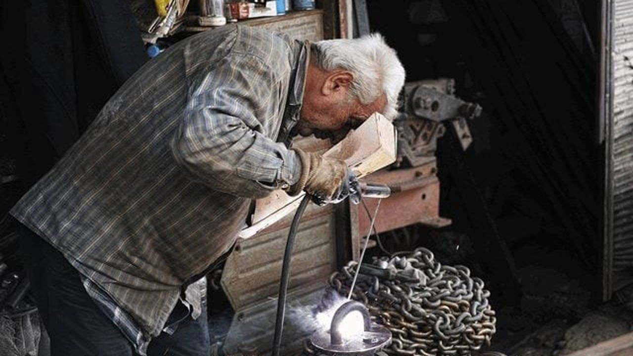 Emekli yılının acı bilançosu... Geçinemeyen yaşlılar çalışmak zorunda: Haziranda 15 yaşlı, iş cinayetinde yaşamını yitirdi