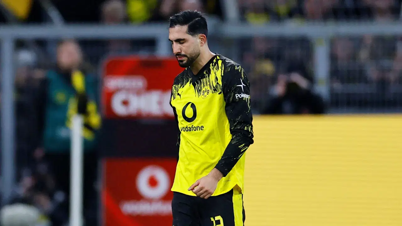 Emre Can'dan Borussia Dortmund'a kötü haber!