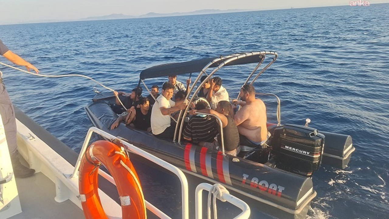 İzmir'de operasyon: 51 kaçak göçmen yakalandı, 2 gözaltı