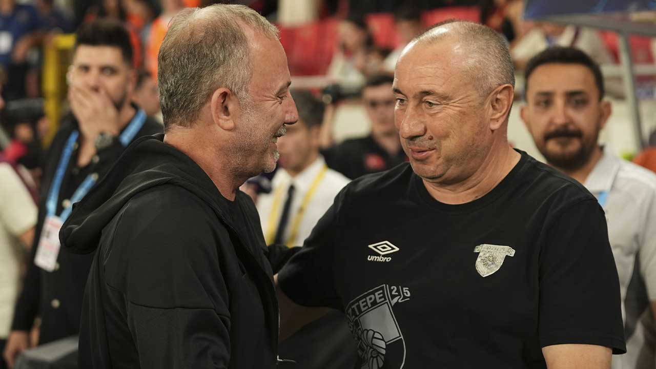 Stanimir Stoilov: "Ayaklarımız yere basmalı"