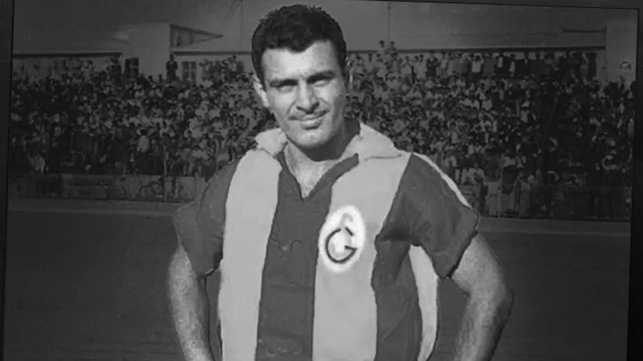 Galatasaraylı eski futbolcu Candemir Berkman hayatını kaybetti